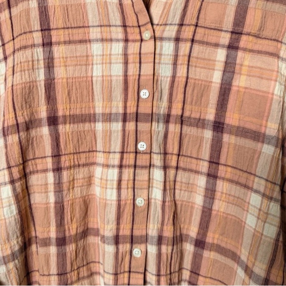 LOFT Lightweight Crinkle Cotton Plaid Button Down Shirt - Picture 2 of 4